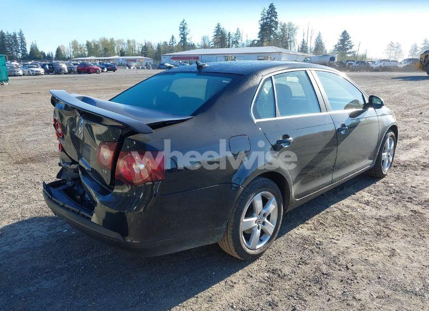Photo 4 of 2008 Volkswagen Jetta SE/SEL (VIN 3VWRM71K68M023082)