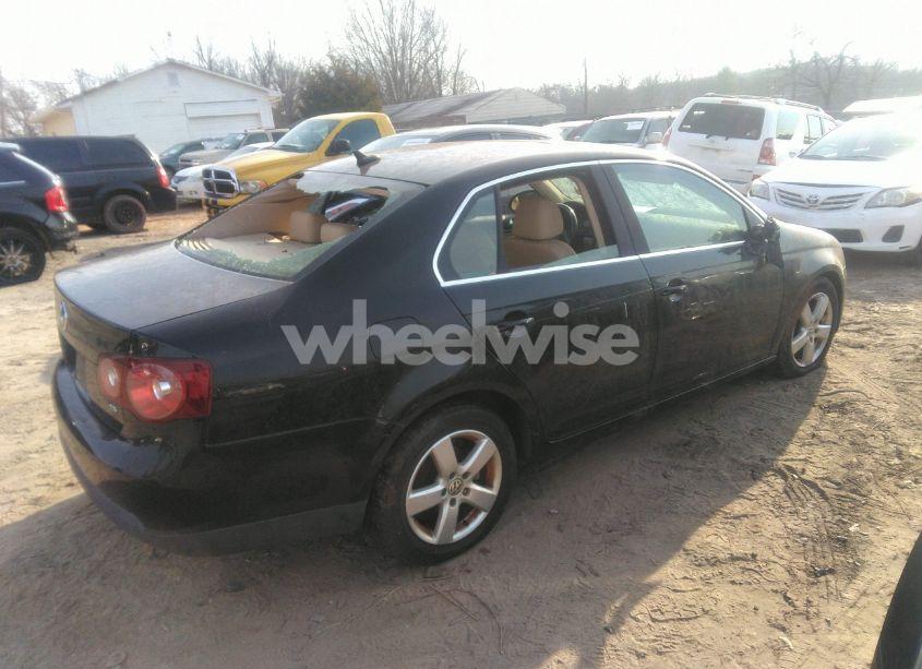 Photo 4 of 2008 Volkswagen Jetta SE/SEL (VIN 3VWRM71K68M175041)