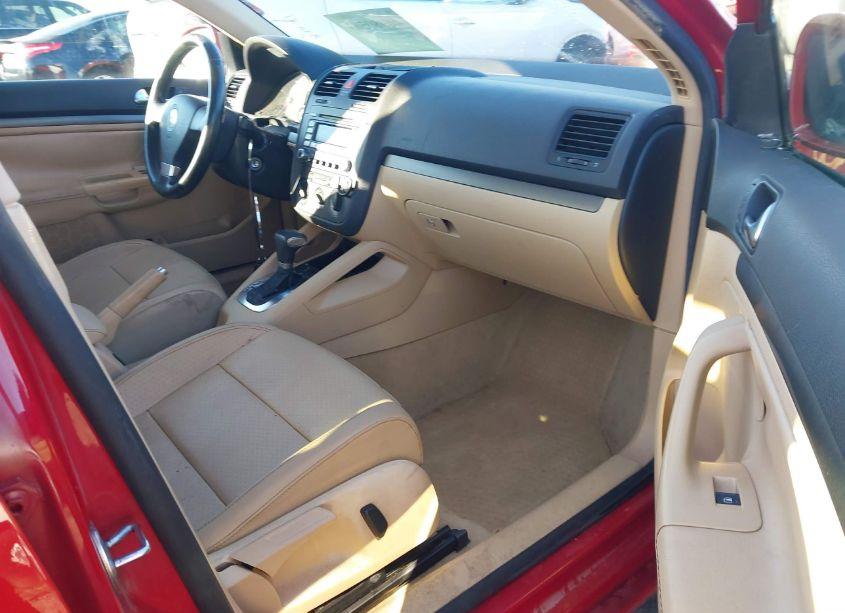 Photo 5 of 2009 Volkswagen Jetta SE (VIN 3VWRM71K69M128965)