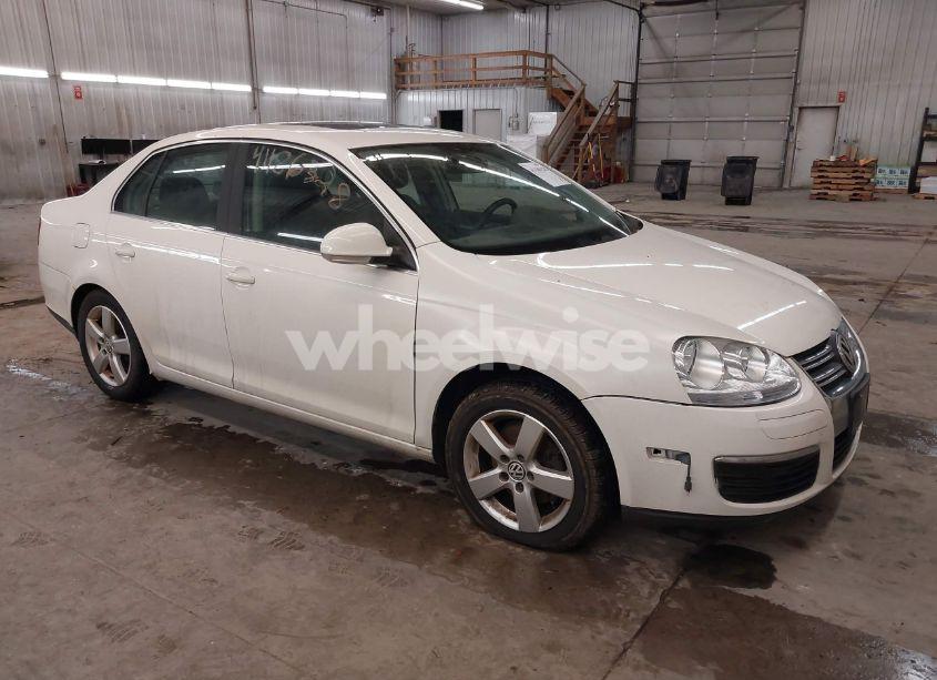 2008 Volkswagen Jetta SE/SEL (VIN 3VWRM71K78M161276) main photo