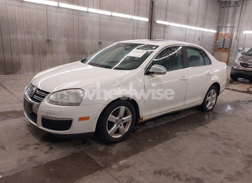 Photo 2 of 2008 Volkswagen Jetta SE/SEL (VIN 3VWRM71K78M161276)