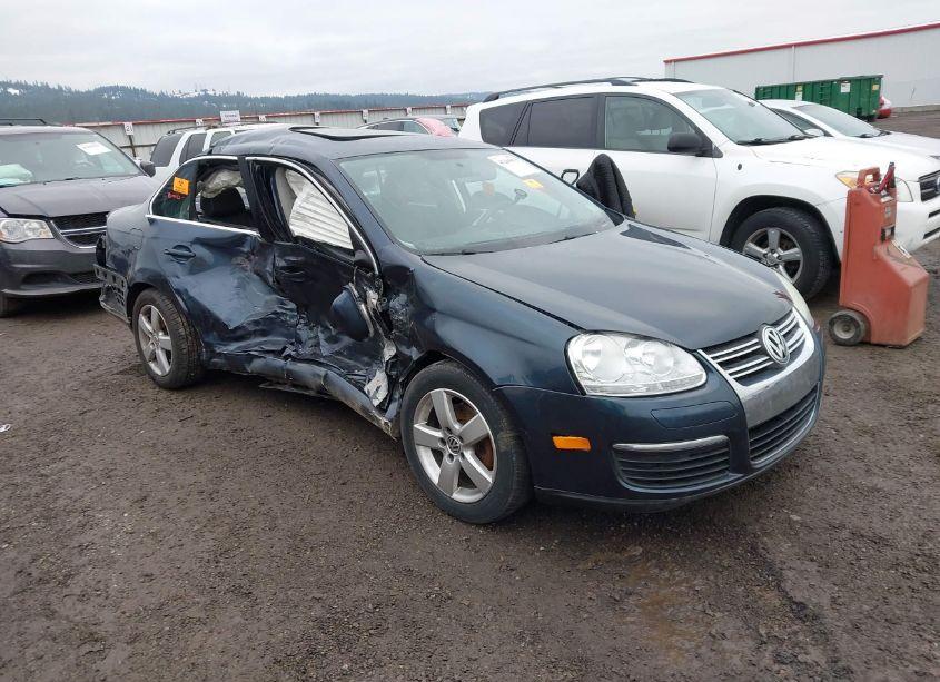 2008 Volkswagen Jetta SE/SEL (VIN 3VWRM71K88M078164) main photo
