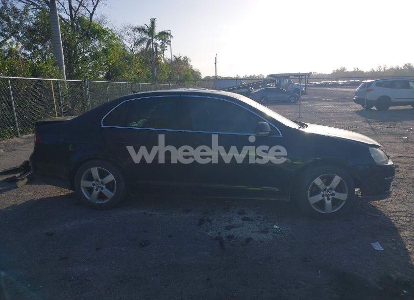 Photo 13 of 2008 Volkswagen Jetta SE (VIN 3VWRM71K88M134510)