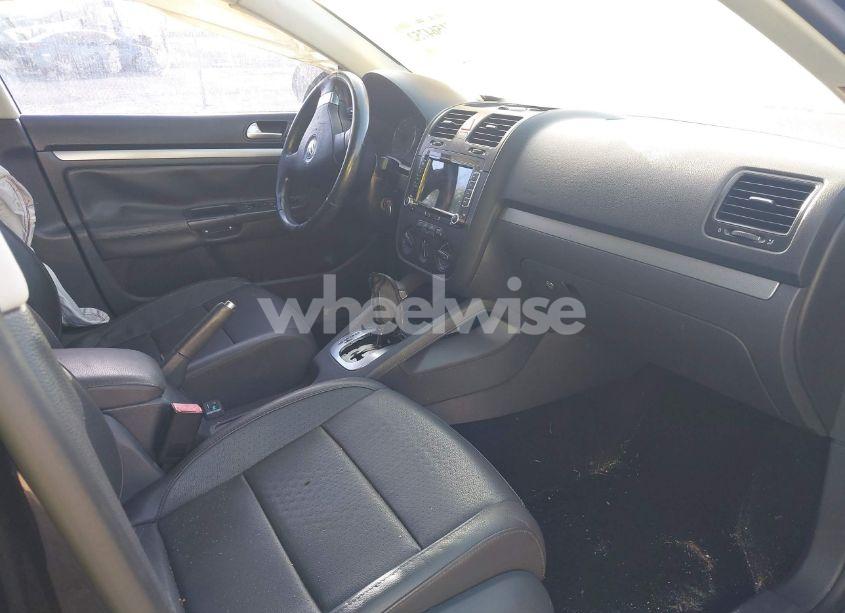 Photo 5 of 2008 Volkswagen Jetta SE (VIN 3VWRM71K88M134510)