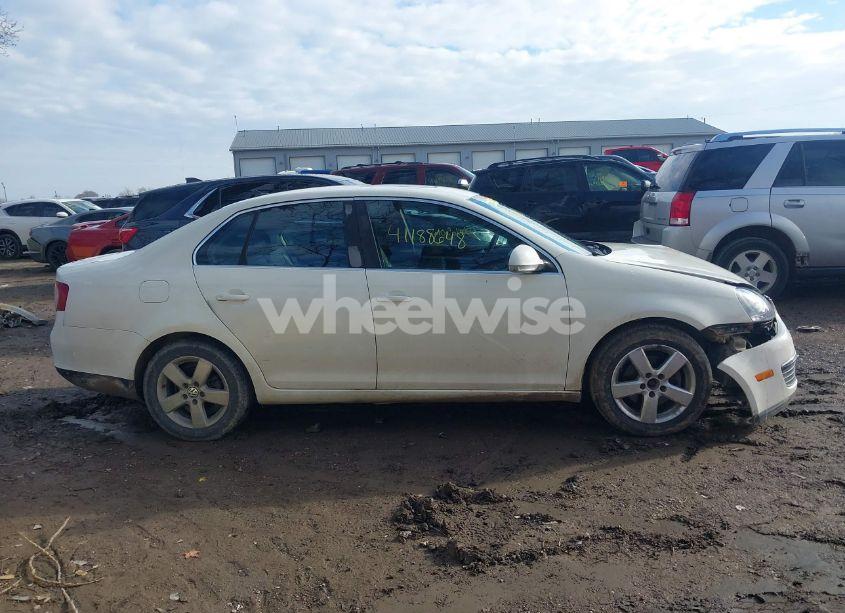 Photo 13 of 2008 Volkswagen Jetta SE (VIN 3VWRM71K88M151789)