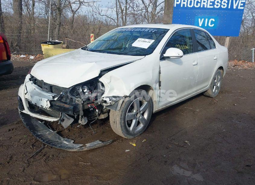 Photo 2 of 2008 Volkswagen Jetta SE (VIN 3VWRM71K88M151789)