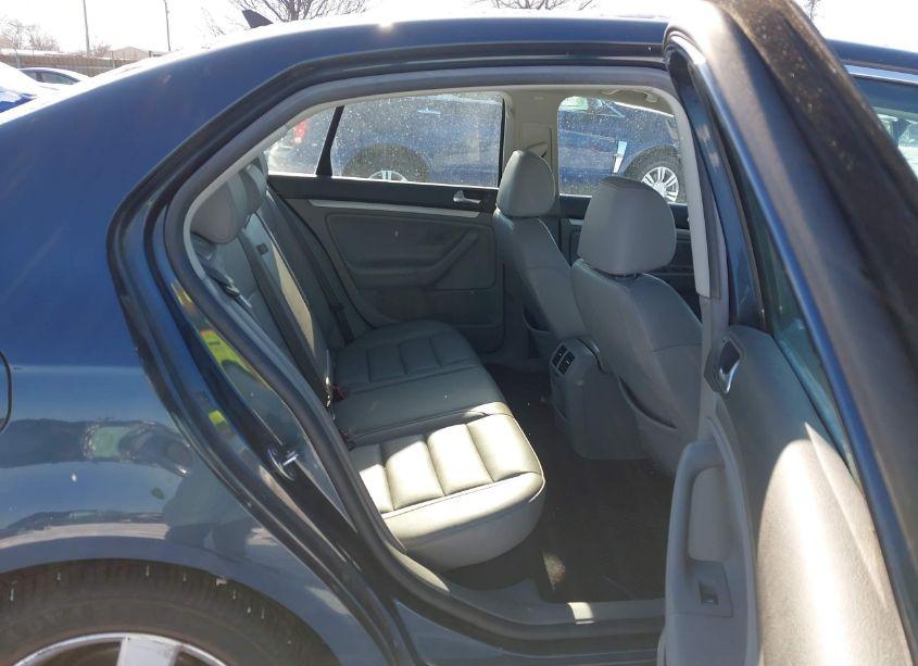 Photo 8 of 2008 Volkswagen Jetta SE/SEL (VIN 3VWRM71K88M178460)