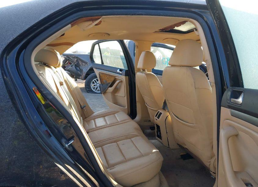 Photo 8 of 2008 Volkswagen Jetta SE/SEL (VIN 3VWRM71K98M054780)