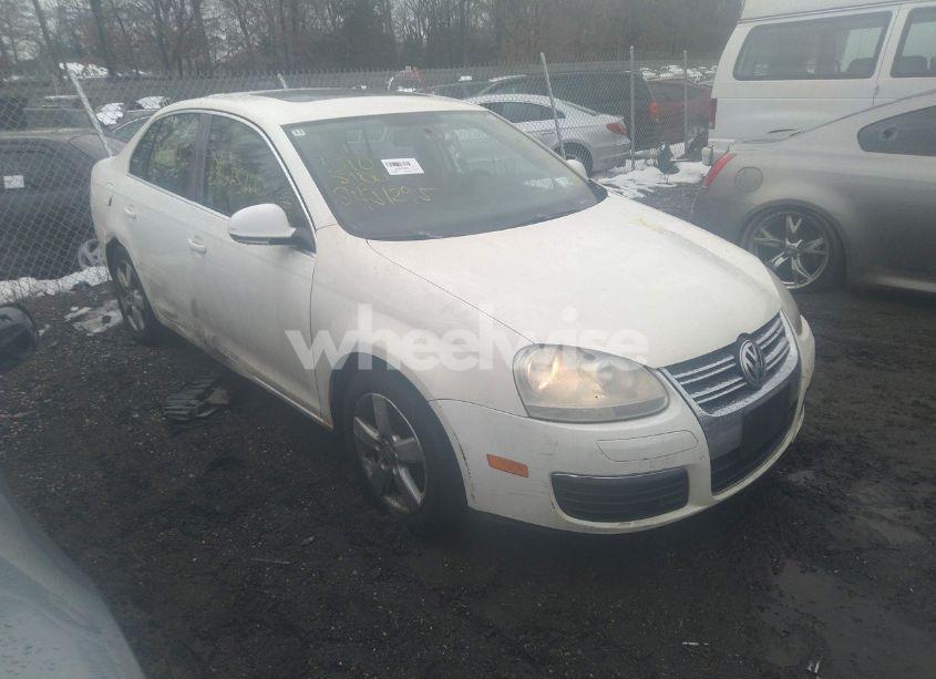 2008 Volkswagen Jetta SE/SEL (VIN 3VWRM71KX8M114386) main photo