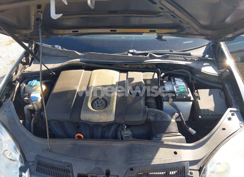 Photo 10 of 2008 Volkswagen Jetta SE/SEL (VIN 3VWRM71KX8M182235)