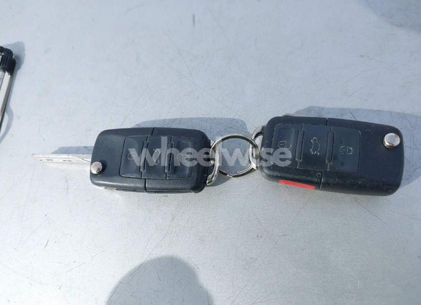 Photo 11 of 2008 Volkswagen Jetta SE/SEL (VIN 3VWRM71KX8M188729)