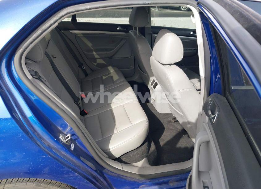 Photo 8 of 2008 Volkswagen Jetta SE/SEL (VIN 3VWRM71KX8M188729)