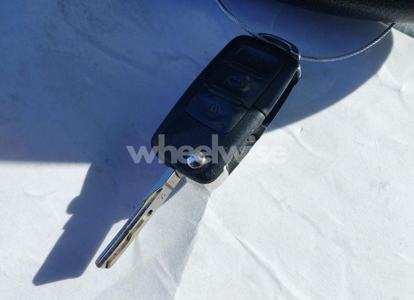 Photo 11 of 2006 Volkswagen Jetta TDI (VIN 3VWRT71K06M799157)