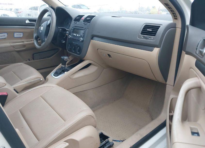 Photo 5 of 2006 Volkswagen Jetta TDI (VIN 3VWRT71K26M761784)