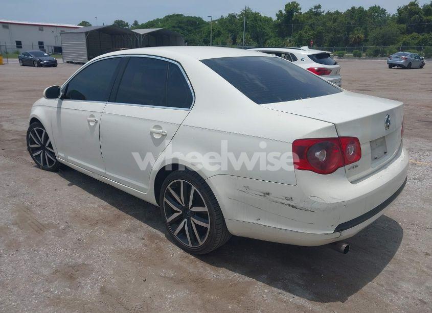 Photo 3 of 2006 Volkswagen Jetta TDI (VIN 3VWRT71K86M632237)