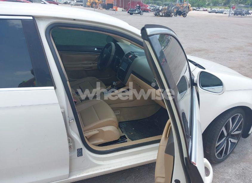 Photo 5 of 2006 Volkswagen Jetta TDI (VIN 3VWRT71K86M632237)