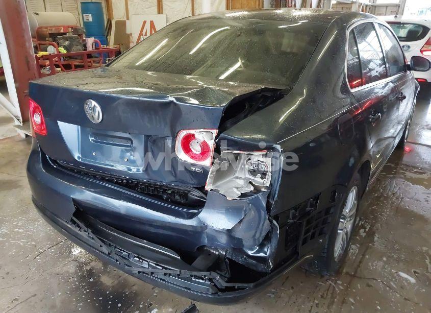 Photo 6 of 2006 Volkswagen Jetta TDI (VIN 3VWRT71K86M816920)