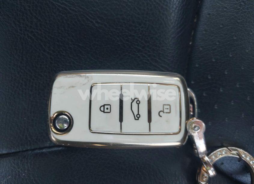 Photo 11 of 2009 Volkswagen New BEETLE 2.5L (VIN 3VWRW31C09M504152)