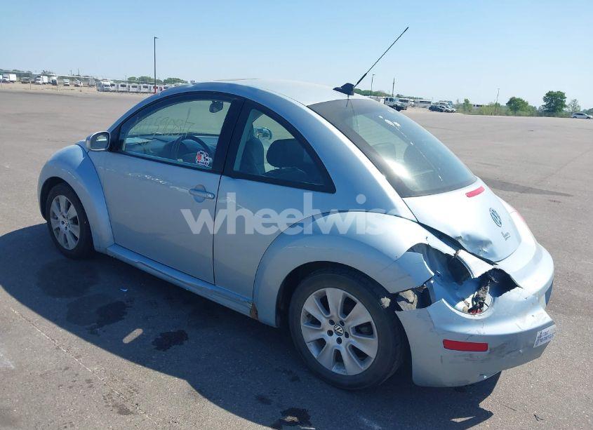 Photo 3 of 2009 Volkswagen New BEETLE 2.5L (VIN 3VWRW31C09M504152)