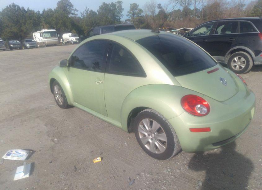 Photo 3 of 2009 Volkswagen New BEETLE 2.5L (VIN 3VWRW31C69M505225)