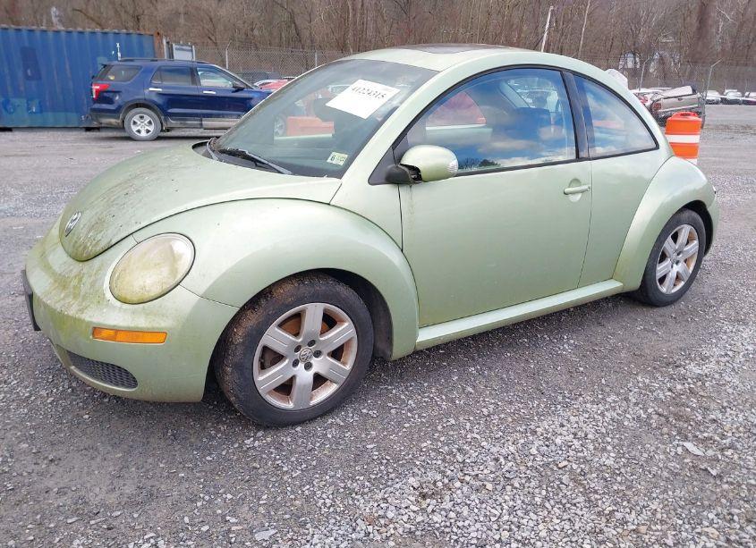 Photo 2 of 2007 Volkswagen New BEETLE 2.5 (VIN 3VWRW31C77M502153)