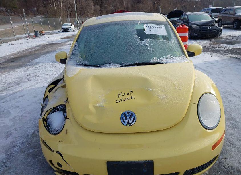 Photo 12 of 2009 Volkswagen New BEETLE 2.5L (VIN 3VWRW31C99M517935)