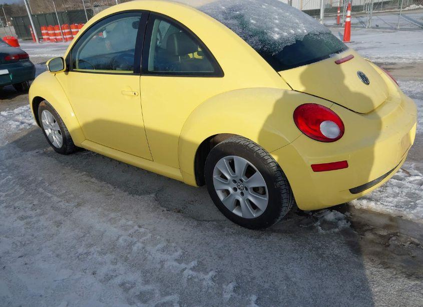 Photo 3 of 2009 Volkswagen New BEETLE 2.5L (VIN 3VWRW31C99M517935)