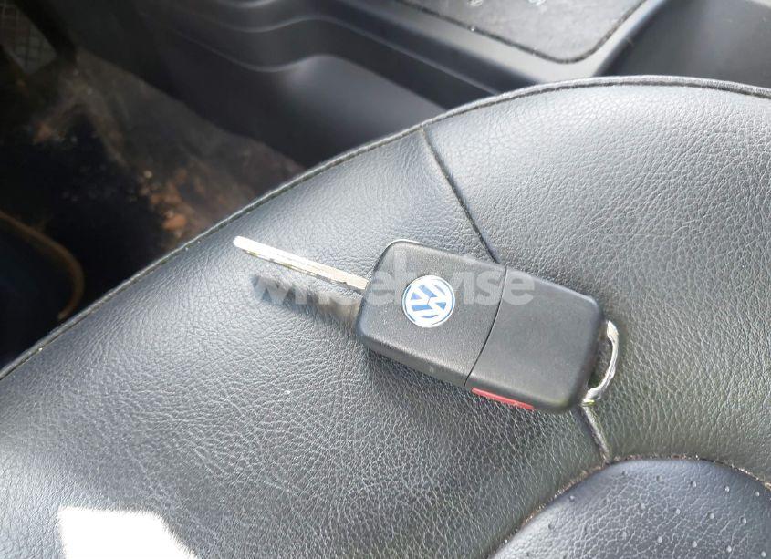 Photo 11 of 2010 Volkswagen New BEETLE 2.5L (VIN 3VWRW3AG0AM023034)