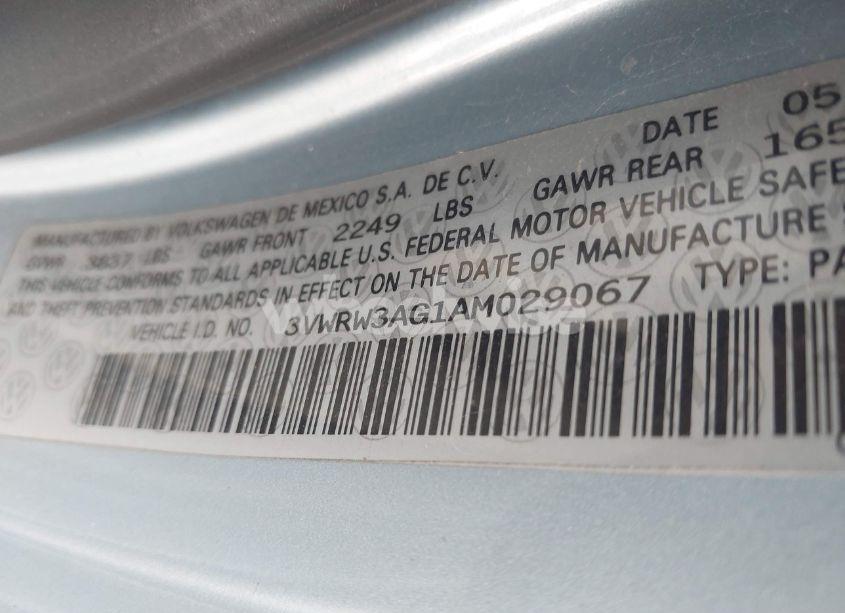 Photo 9 of 2010 Volkswagen New BEETLE 2.5L (VIN 3VWRW3AG1AM029067)