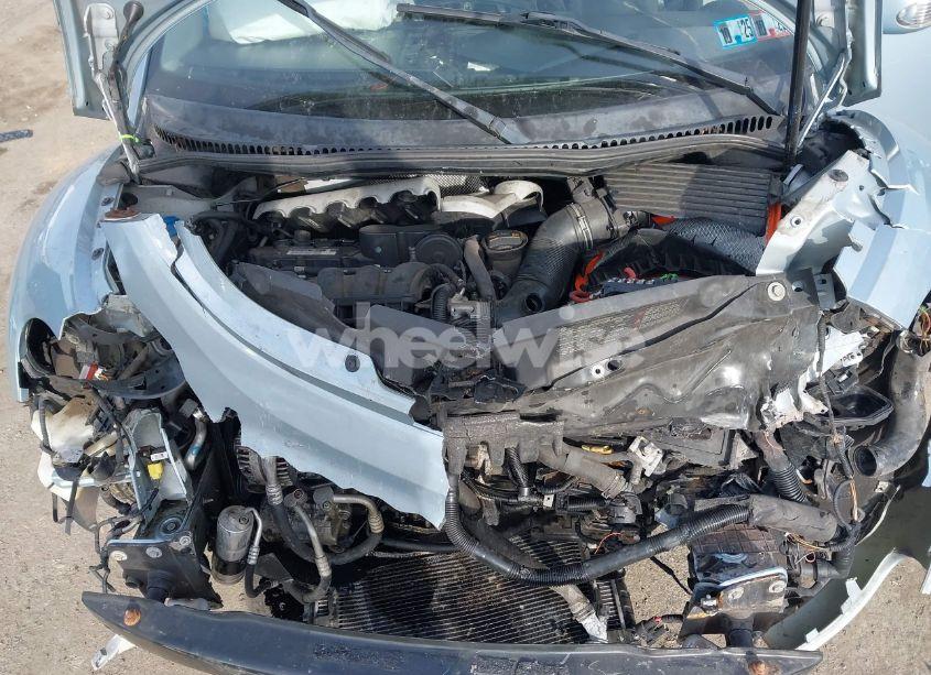 Photo 10 of 2010 Volkswagen New BEETLE 2.5L (VIN 3VWRW3AG1AM030235)