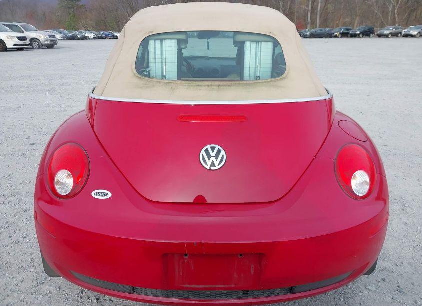 Photo 17 of 2010 Volkswagen New BEETLE 2.5L (VIN 3VWRW3AL6AM009233)