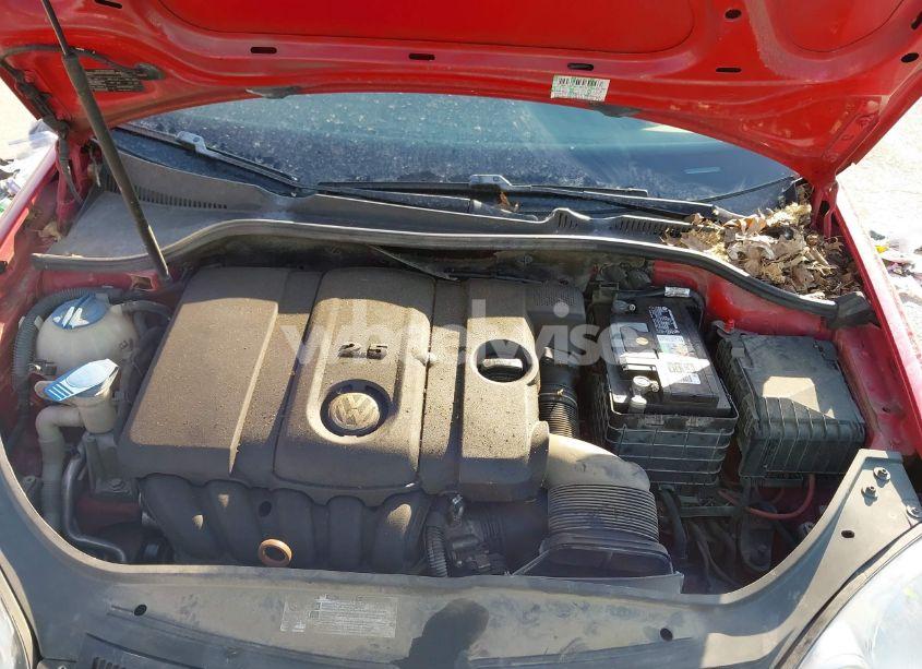 Photo 10 of 2010 Volkswagen Jetta SE (VIN 3VWRX7AJ0AM049276)