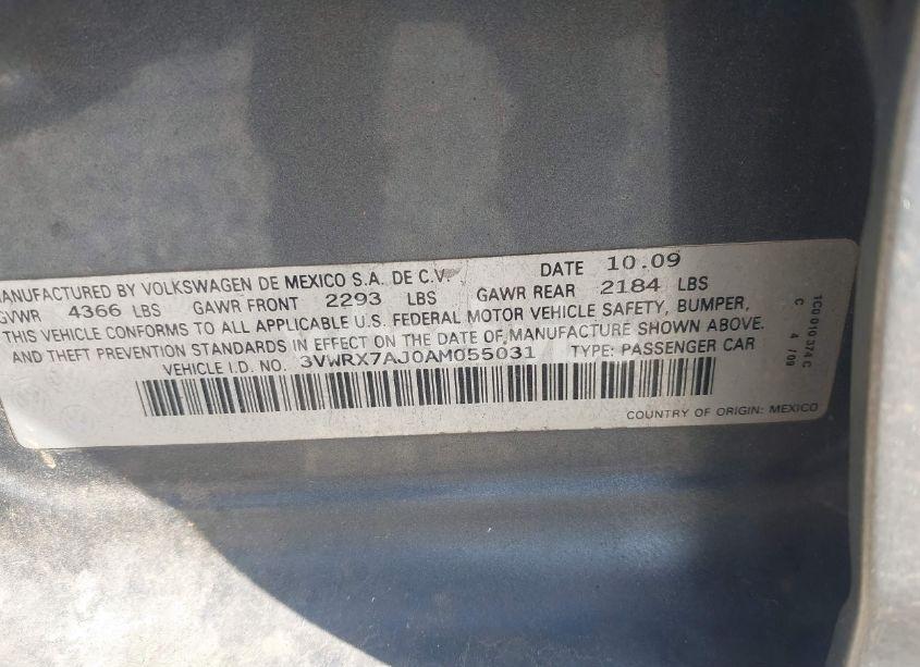 Photo 9 of 2010 Volkswagen Jetta SE (VIN 3VWRX7AJ0AM055031)