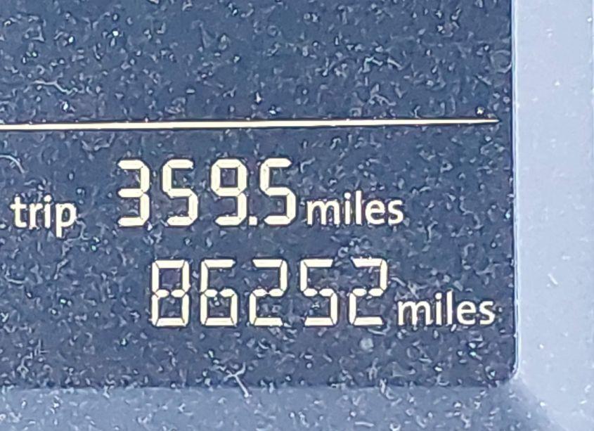 Photo 15 of 2010 Volkswagen Jetta SE (VIN 3VWRX7AJ1AM067558)