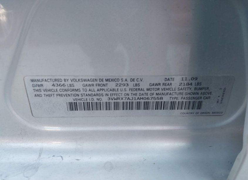 Photo 9 of 2010 Volkswagen Jetta SE (VIN 3VWRX7AJ1AM067558)