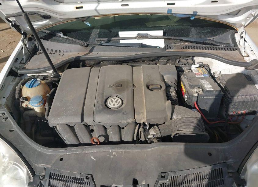 Photo 10 of 2010 Volkswagen Jetta SE (VIN 3VWRX7AJ3AM041494)