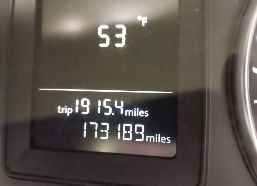 Photo 15 of 2010 Volkswagen Jetta SE (VIN 3VWRX7AJ3AM041494)