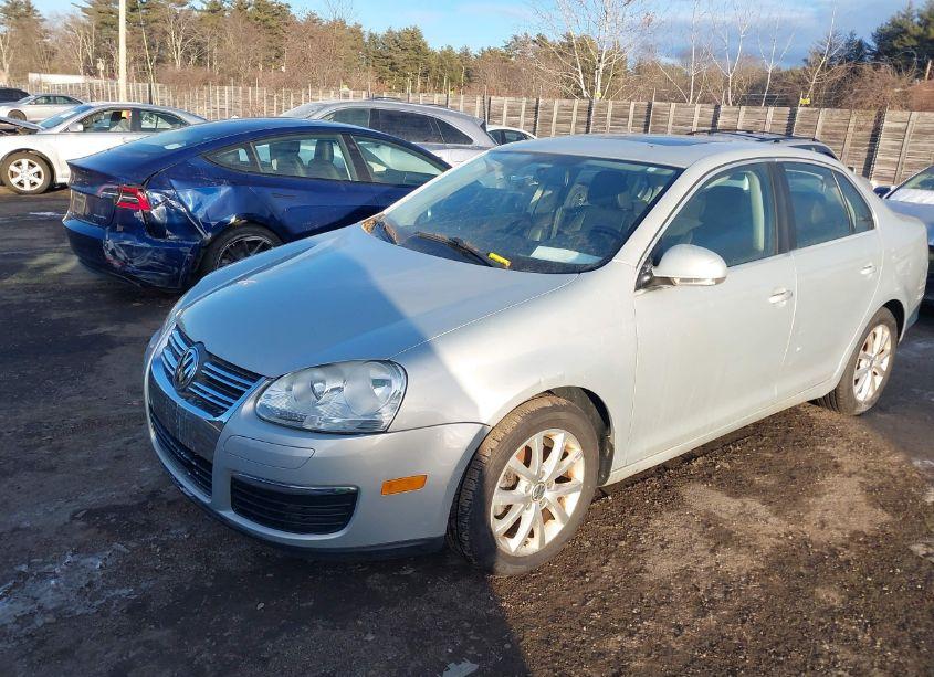 Photo 6 of 2010 Volkswagen Jetta SE (VIN 3VWRX7AJ4AM067554)