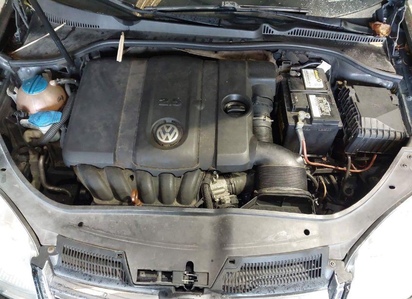 Photo 10 of 2010 Volkswagen Jetta SE (VIN 3VWRX7AJ5AM042551)