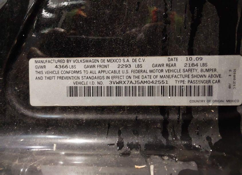 Photo 9 of 2010 Volkswagen Jetta SE (VIN 3VWRX7AJ5AM042551)