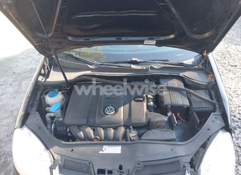 Photo 10 of 2010 Volkswagen Jetta SE (VIN 3VWRX7AJ8AM035447)