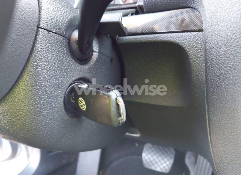 Photo 11 of 2010 Volkswagen Jetta SE (VIN 3VWRX7AJ8AM051566)