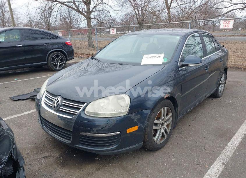 Photo 12 of 2008 Volkswagen Jetta SE (VIN 3VWRZ71K08M158933)