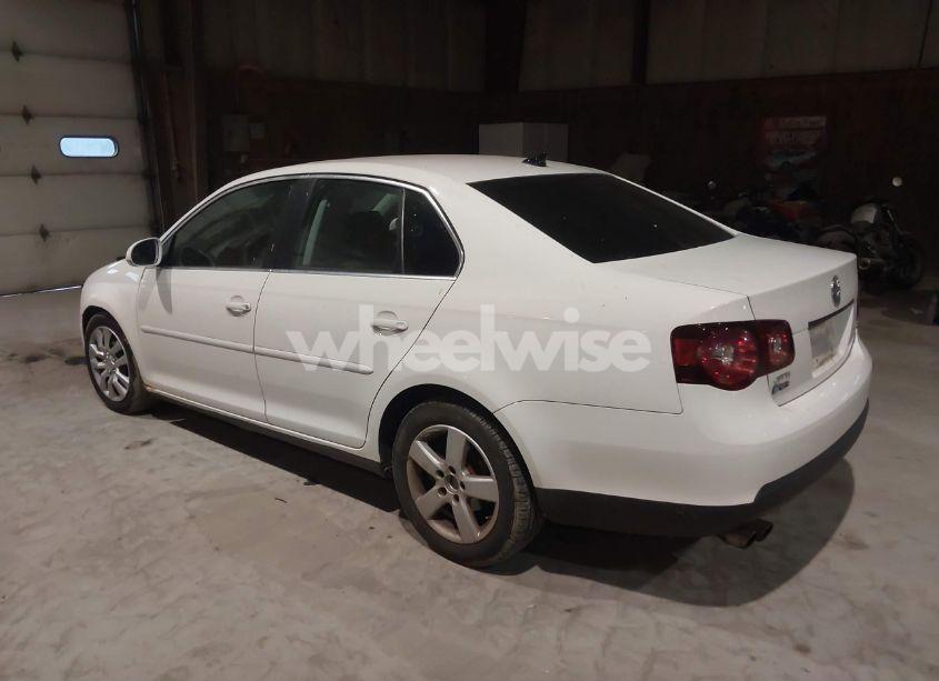 Photo 3 of 2009 Volkswagen Jetta SE (VIN 3VWRZ71K09M127151)