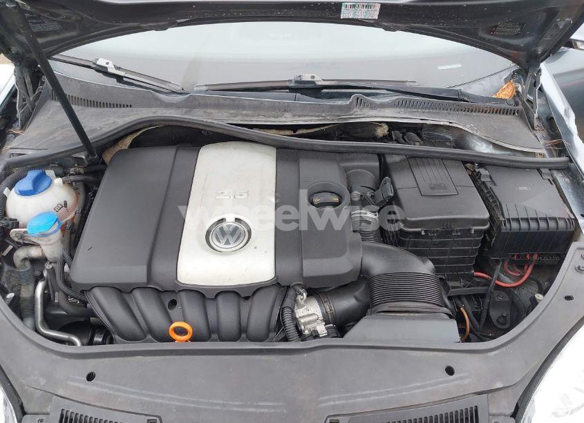 Photo 10 of 2008 Volkswagen Jetta SE (VIN 3VWRZ71K18M124581)