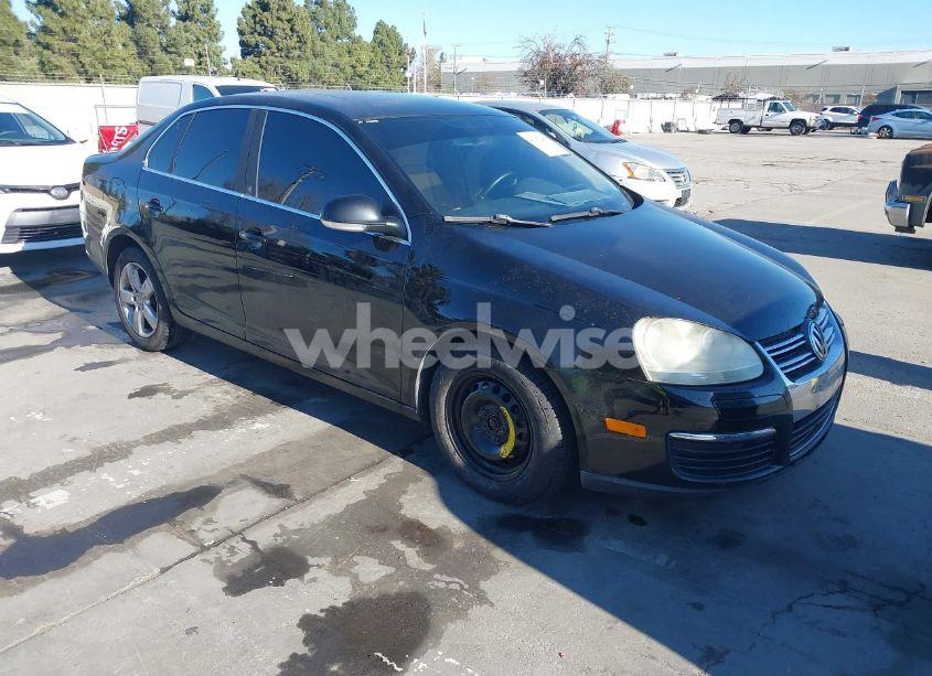 2008 Volkswagen Jetta SE/SEL (VIN 3VWRZ71K18M166457) main photo