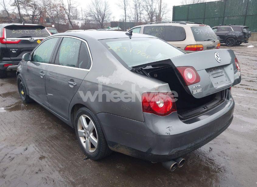 Photo 3 of 2008 Volkswagen Jetta SE/SEL (VIN 3VWRZ71K38M025440)