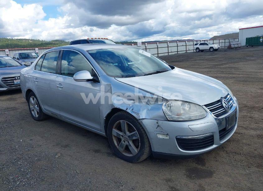 2009 Volkswagen Jetta SE (VIN 3VWRZ71K39M090645) main photo