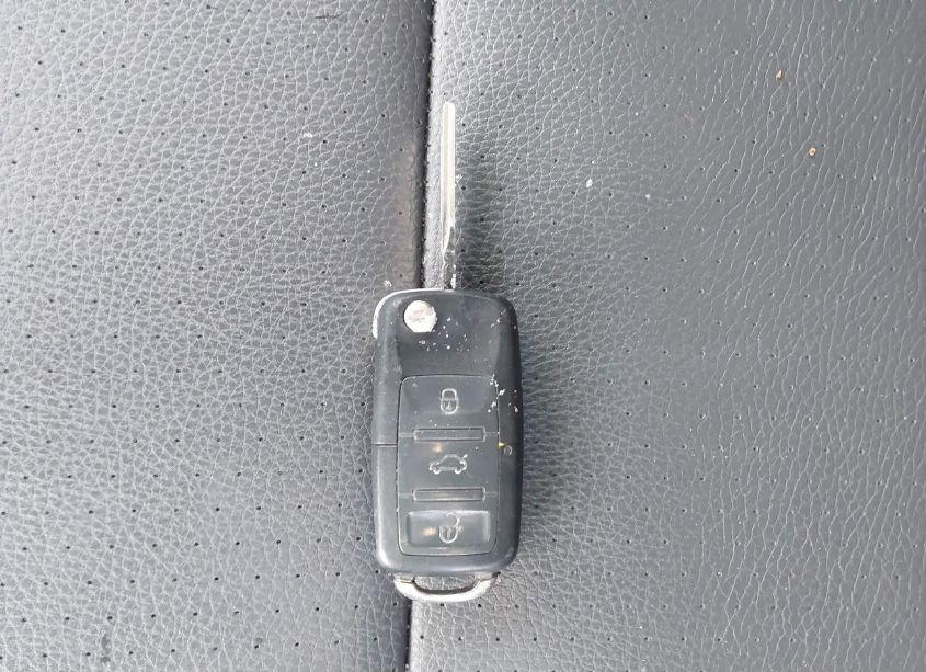 Photo 11 of 2008 Volkswagen Jetta SE (VIN 3VWRZ71K48M024412)