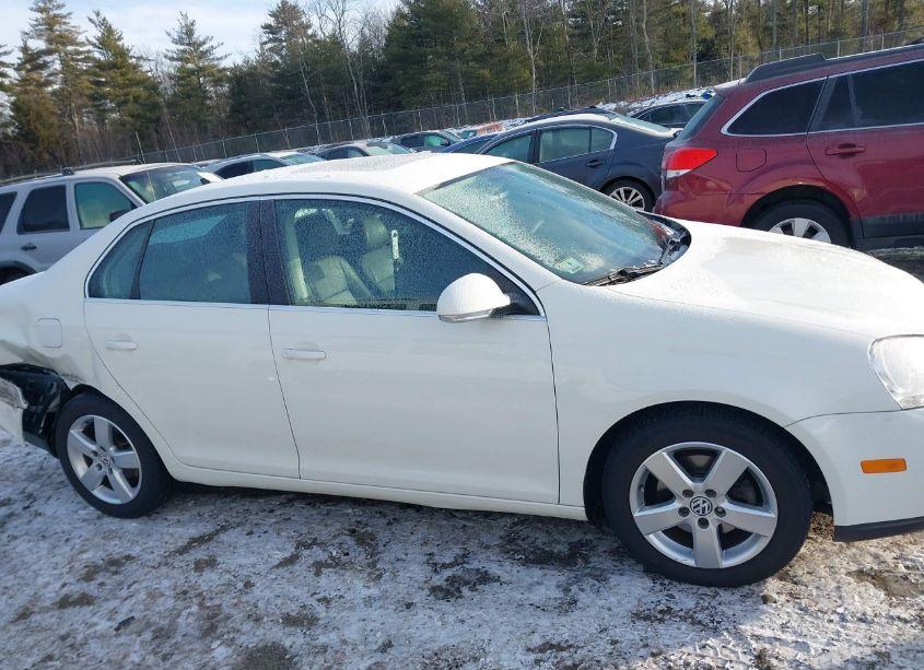 Photo 13 of 2008 Volkswagen Jetta SE (VIN 3VWRZ71K48M024412)